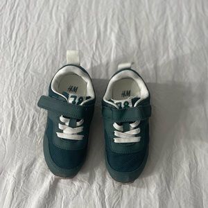 H&M toddler boy sneakers
